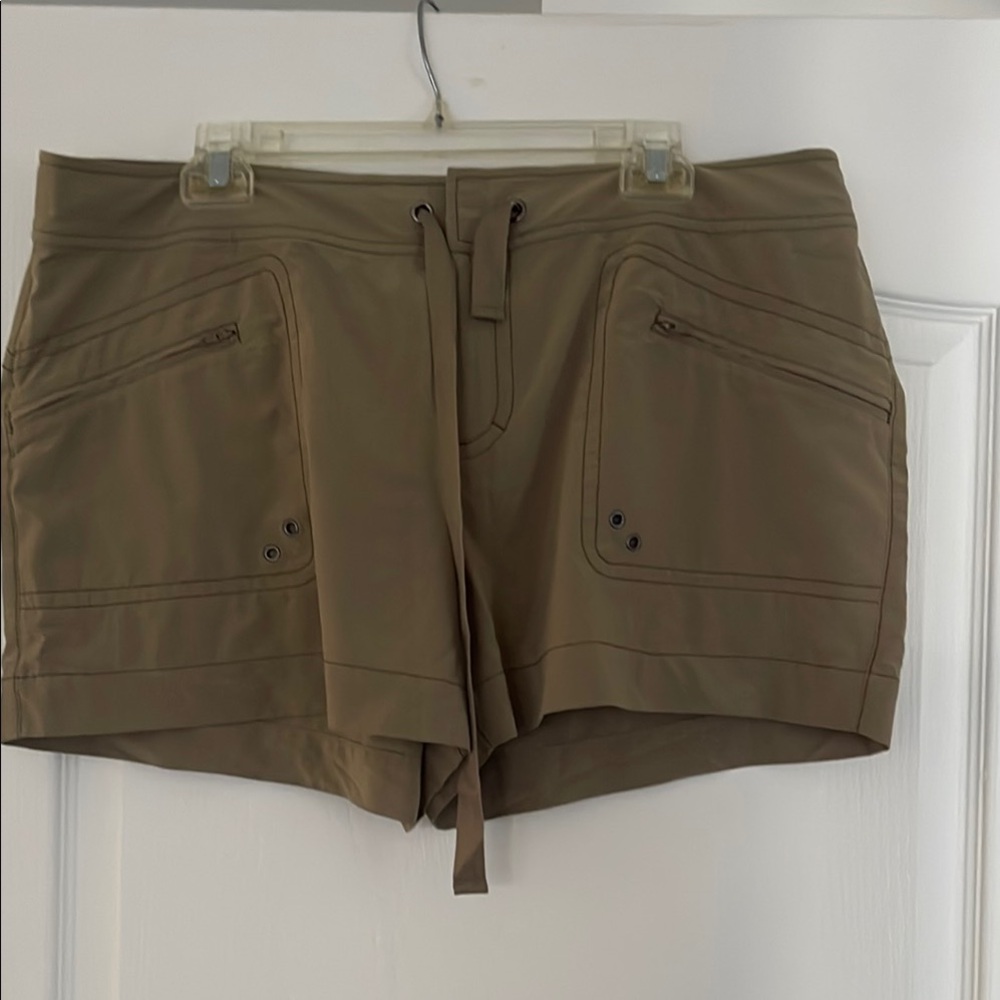 Women's Tan Shorts